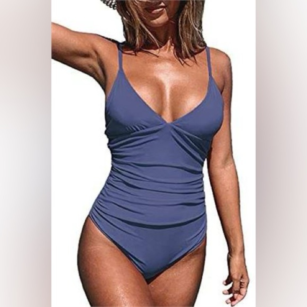 CUPSHE Women's One Piece Tummy Control V Neck Bathing Suit Size Medium NWT
